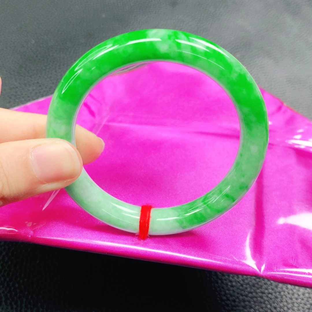 翡翠未镶嵌手镯50圈