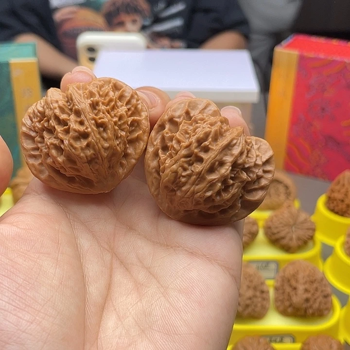 文玩核桃吊坠宫灯43尺桃心桩