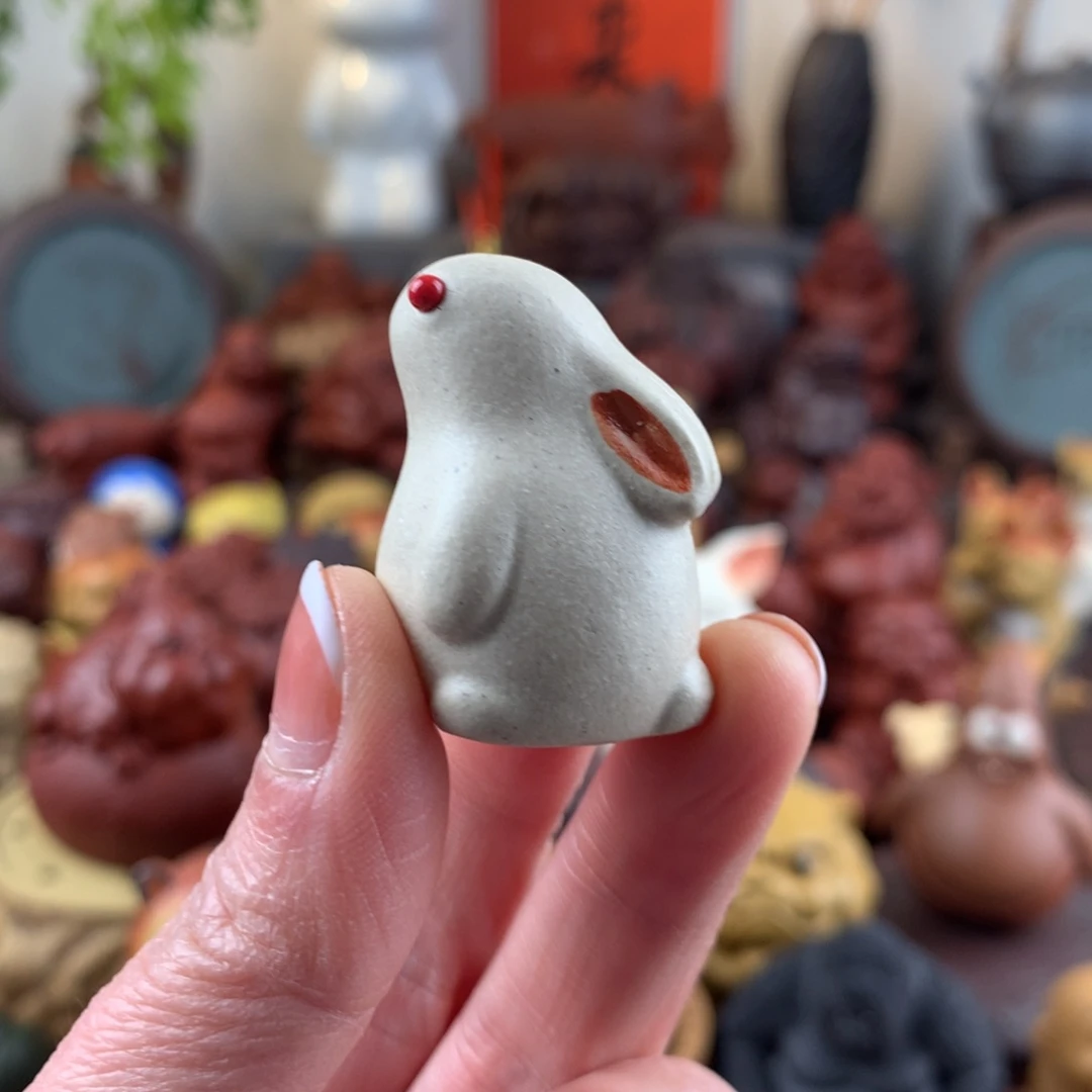 紫砂茶宠玉兔白玉段