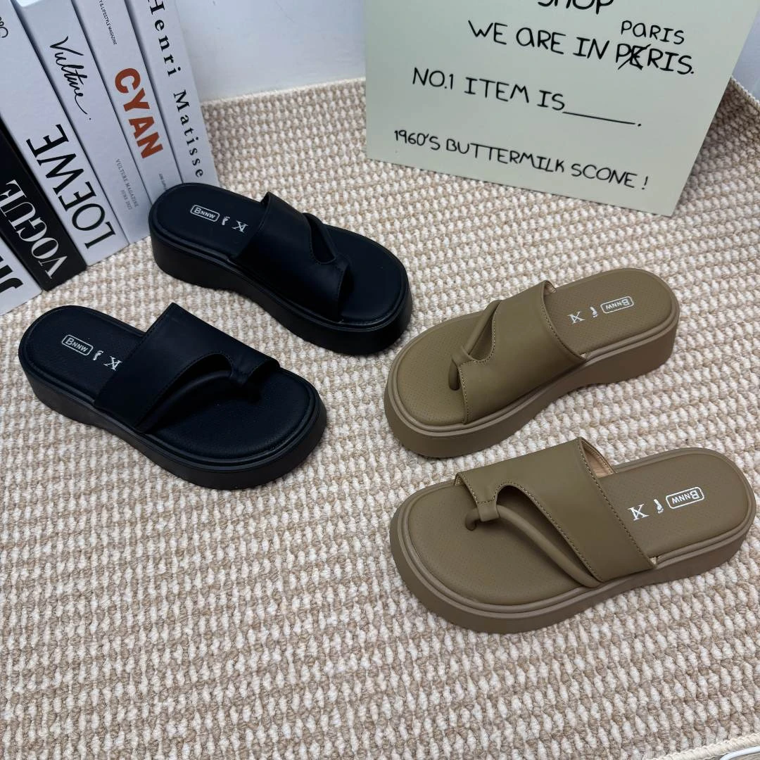 软底厚底外穿夹趾拖鞋平底百搭人字沙滩防滑夏季凉拖鞋休闲简约