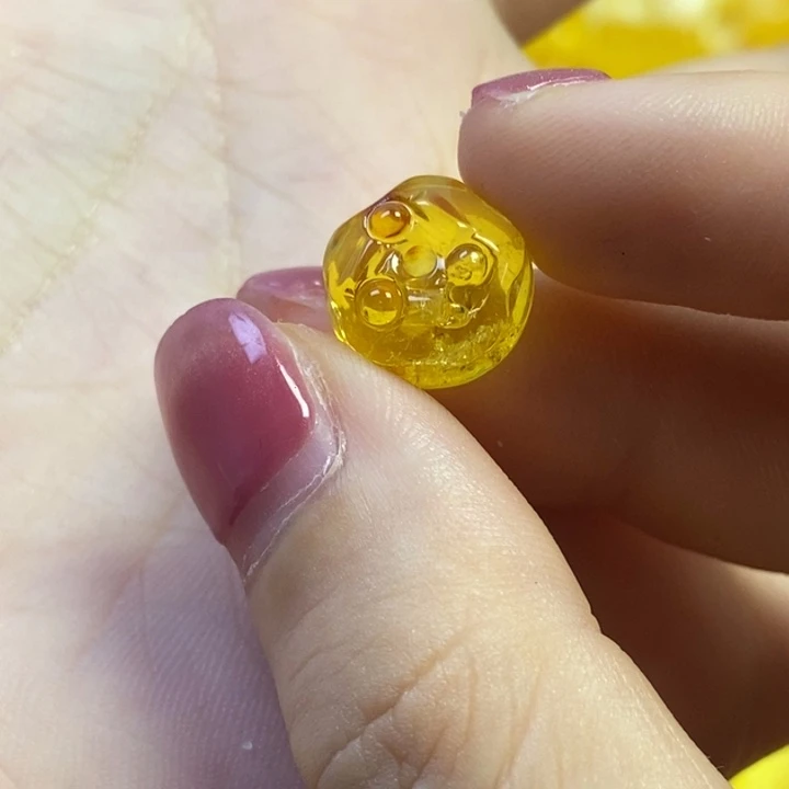 橄榄核吊坠甜甜圈