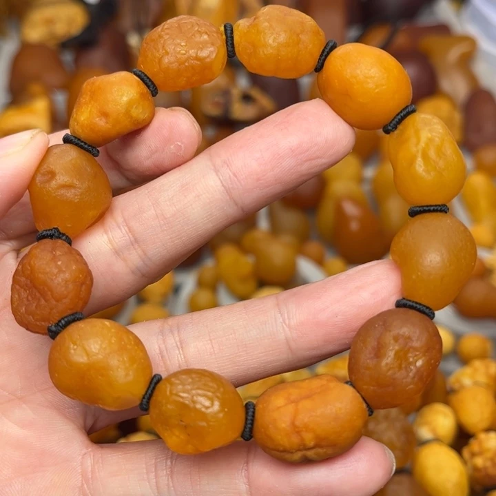 琥珀未镶嵌裸石天然蜜蜡手串