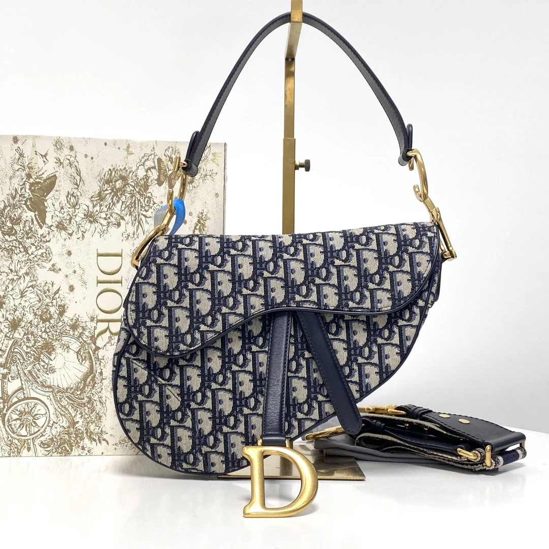 胖虎佳佳/迪奥/95新/公价0/箱包/斜挎包/312412150134