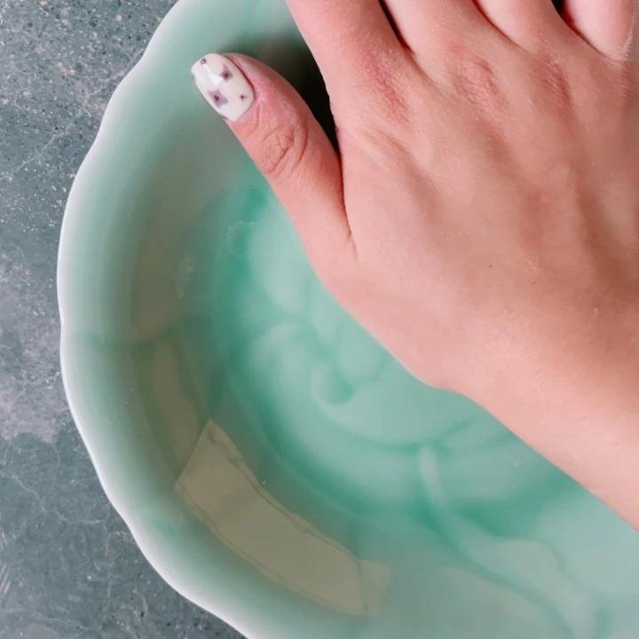 水***连年有余渣斗盖子梅子青