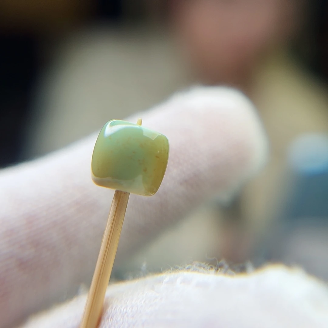 绿松石珠宝奇石未镶嵌8.4