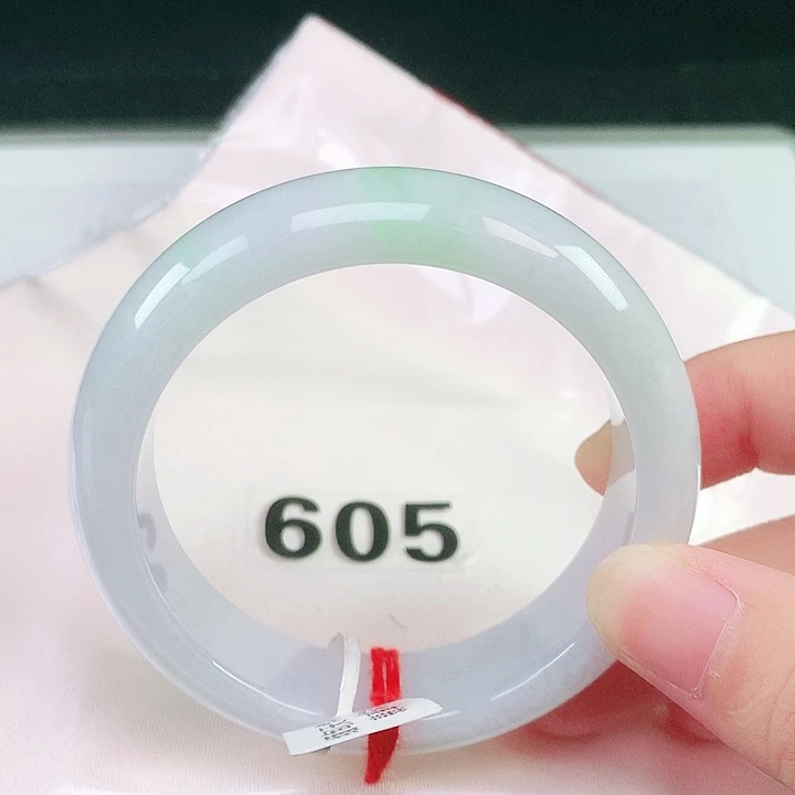 翡翠未镶嵌手镯翡翠手镯