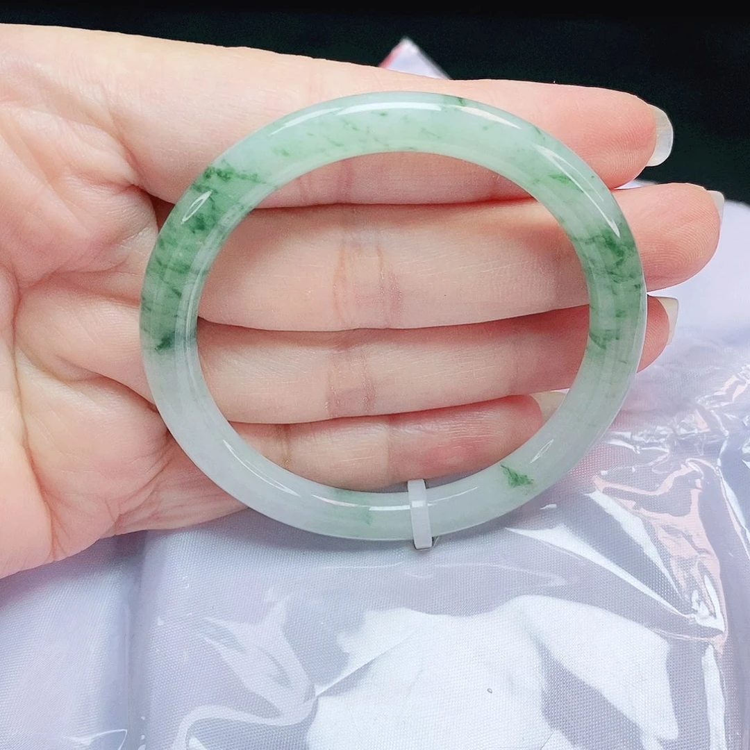 翡翠未镶嵌手镯叮52