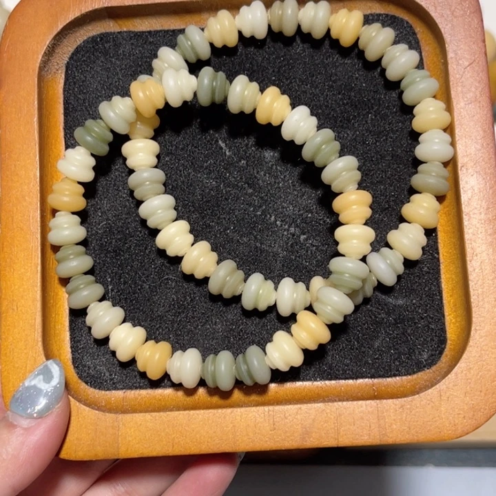 吊坠菩提根/象牙果卡8x9多宝葫芦