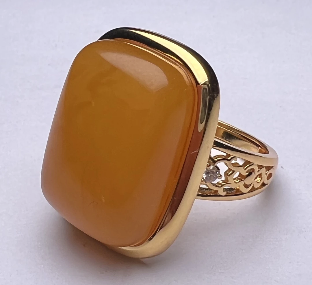 925银镶嵌蜜蜡戒指