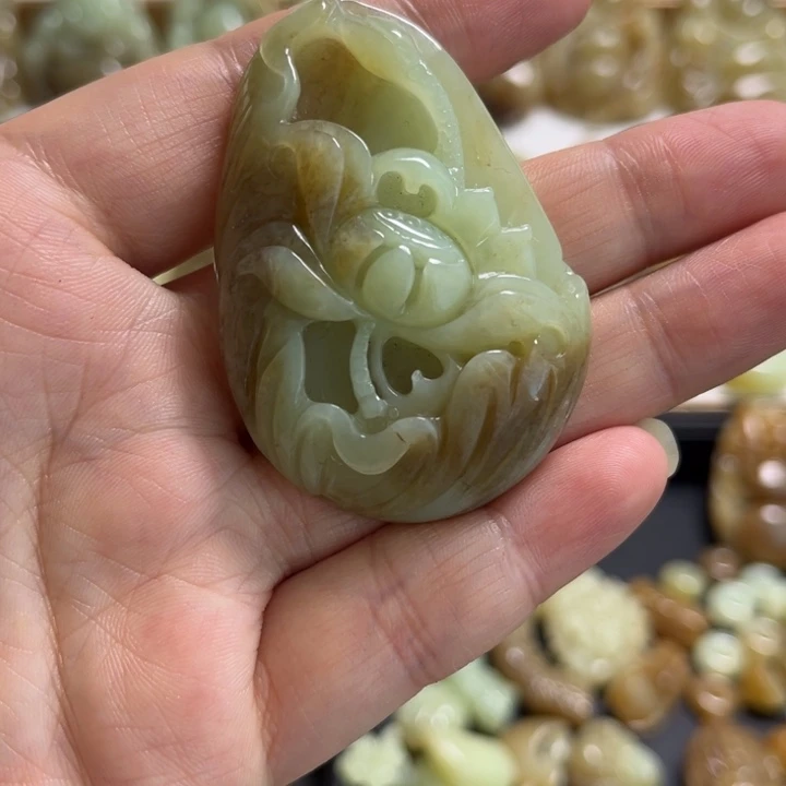 和田玉颈饰未镶嵌素*鱼