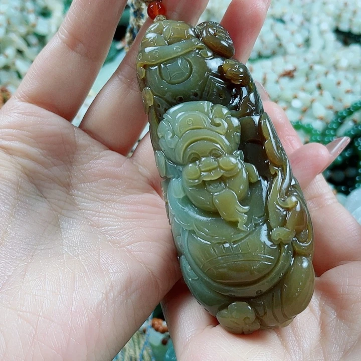 和田玉未镶嵌颈饰