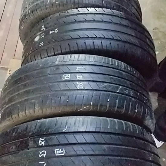 225 55 17固特异2条 双丰2条