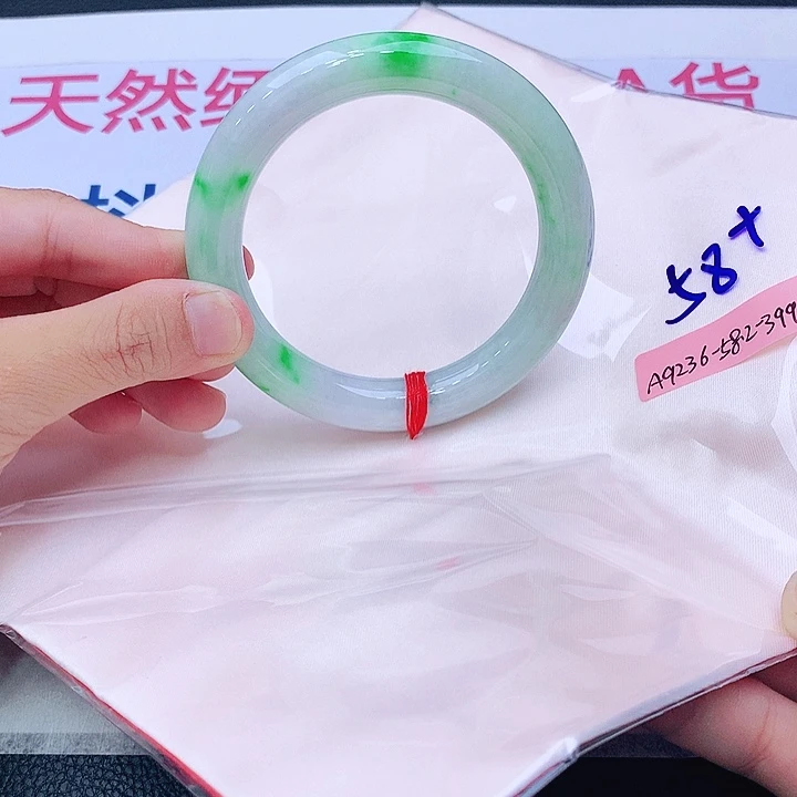 未镶嵌手镯翡翠翡翠
