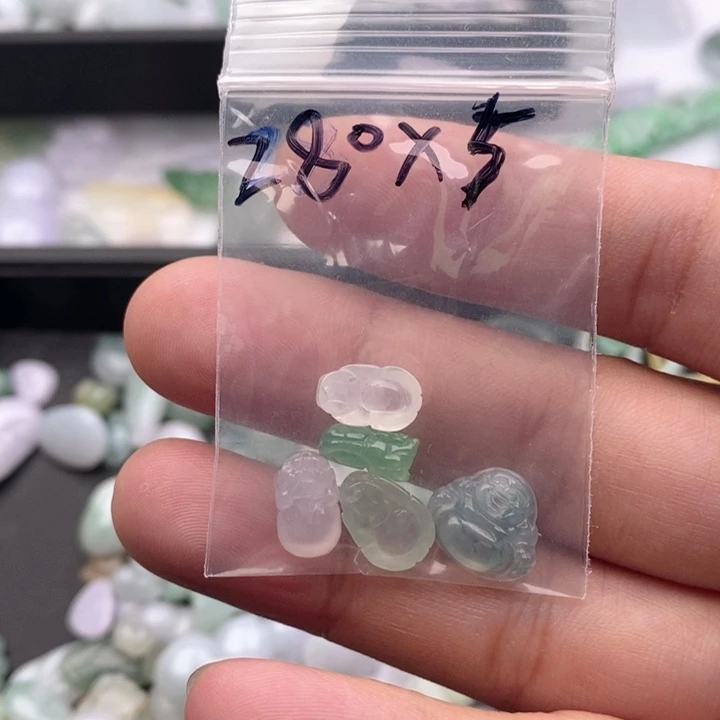 周***鱼吊坠(不含链)未镶嵌翡翠