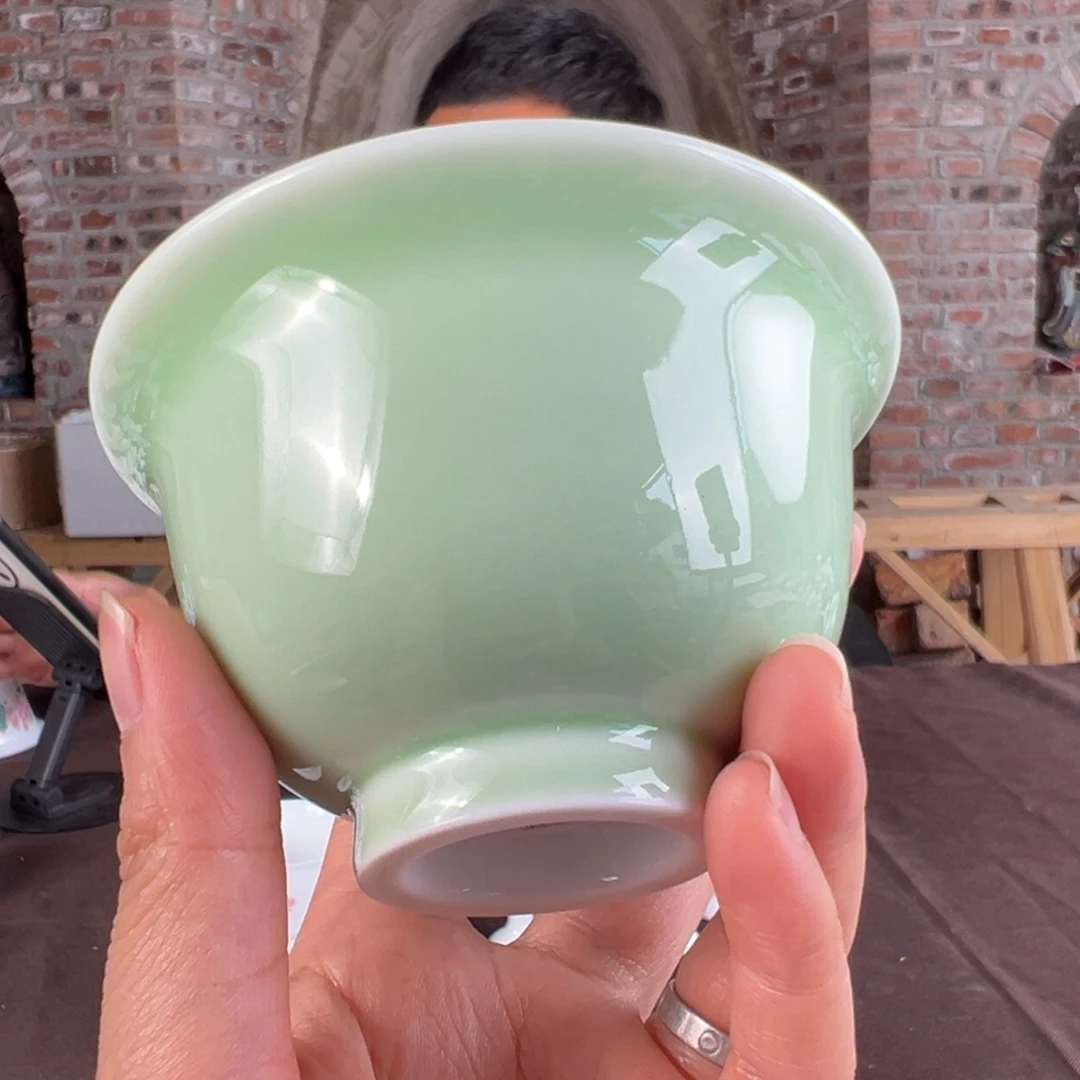 柴窑颜色釉天青色压手杯