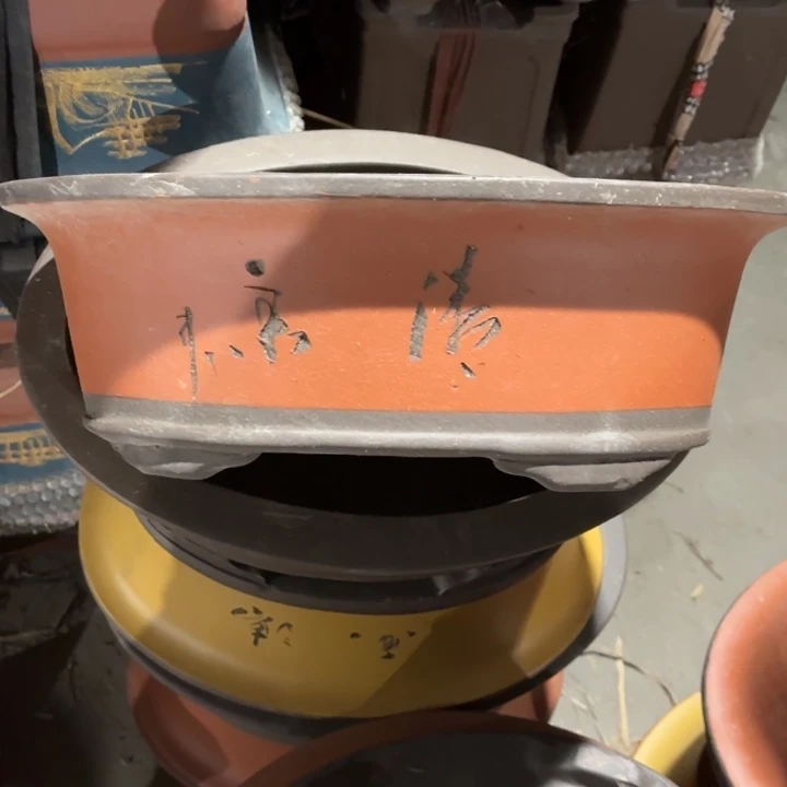 紫砂花盆    330-10。    红色