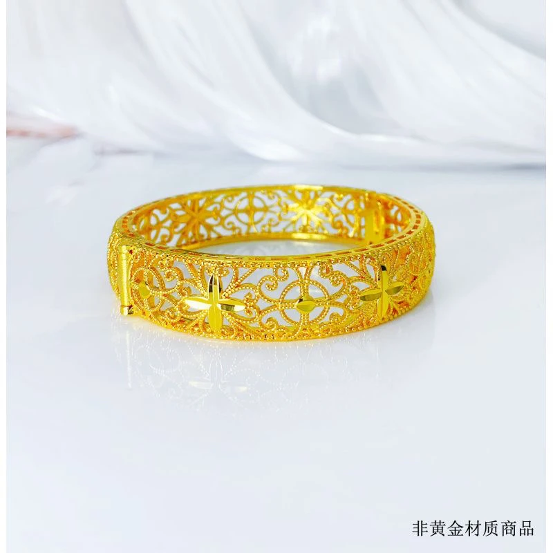 合金手链 卡纯诗 KACHUNSI 珠宝首饰XSJXSZ508镂空四叶草卡扣手镯