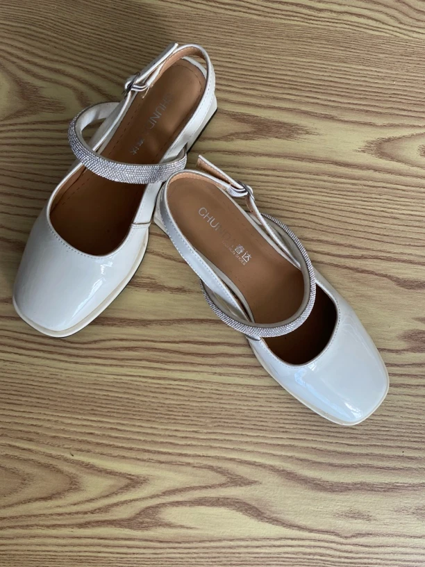 履梦坊鞋服（非图片款下单请备注）