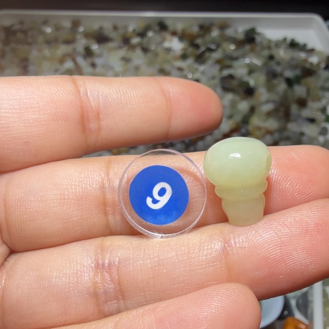 和田玉未镶嵌珠宝奇石