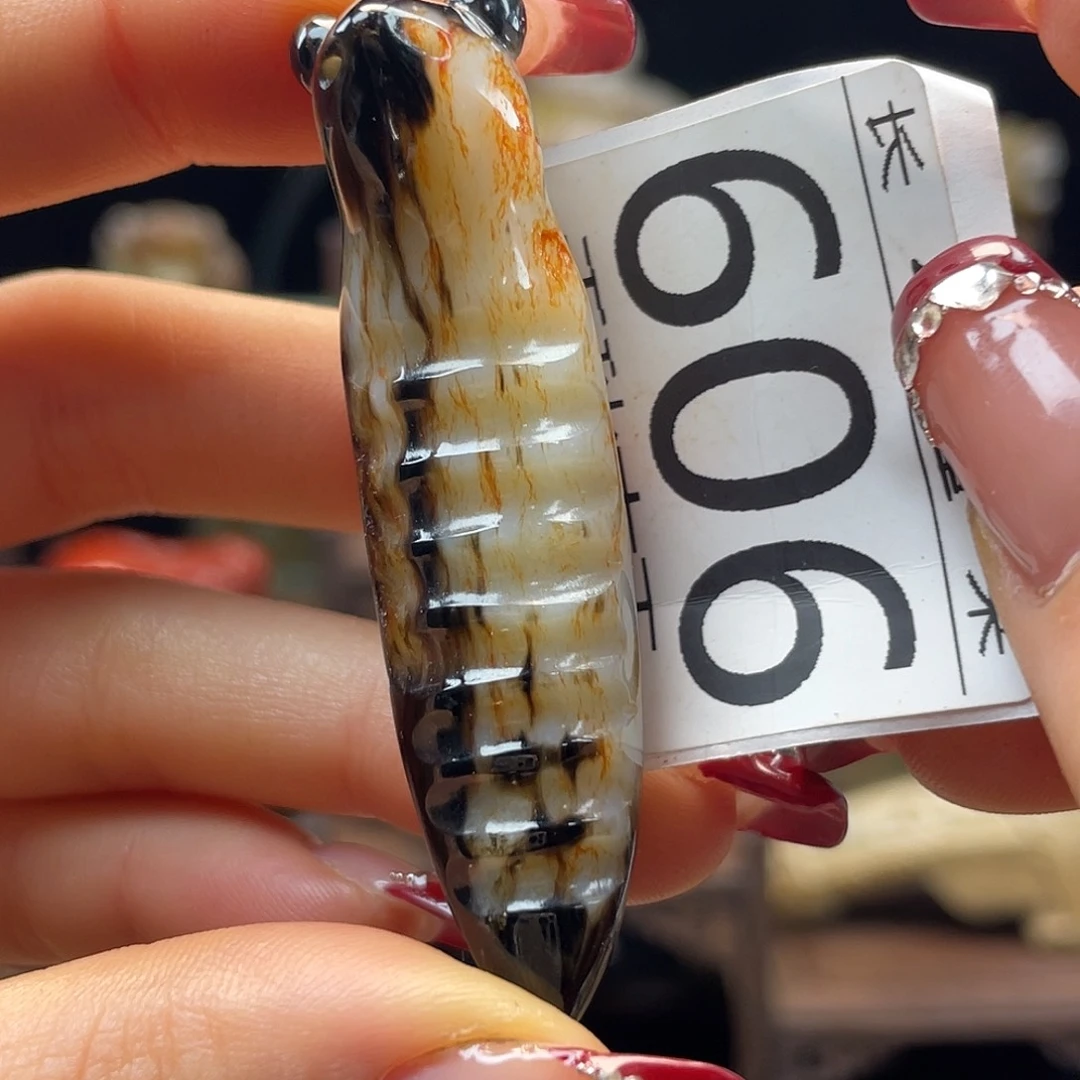 用***5和田玉未镶嵌颈饰