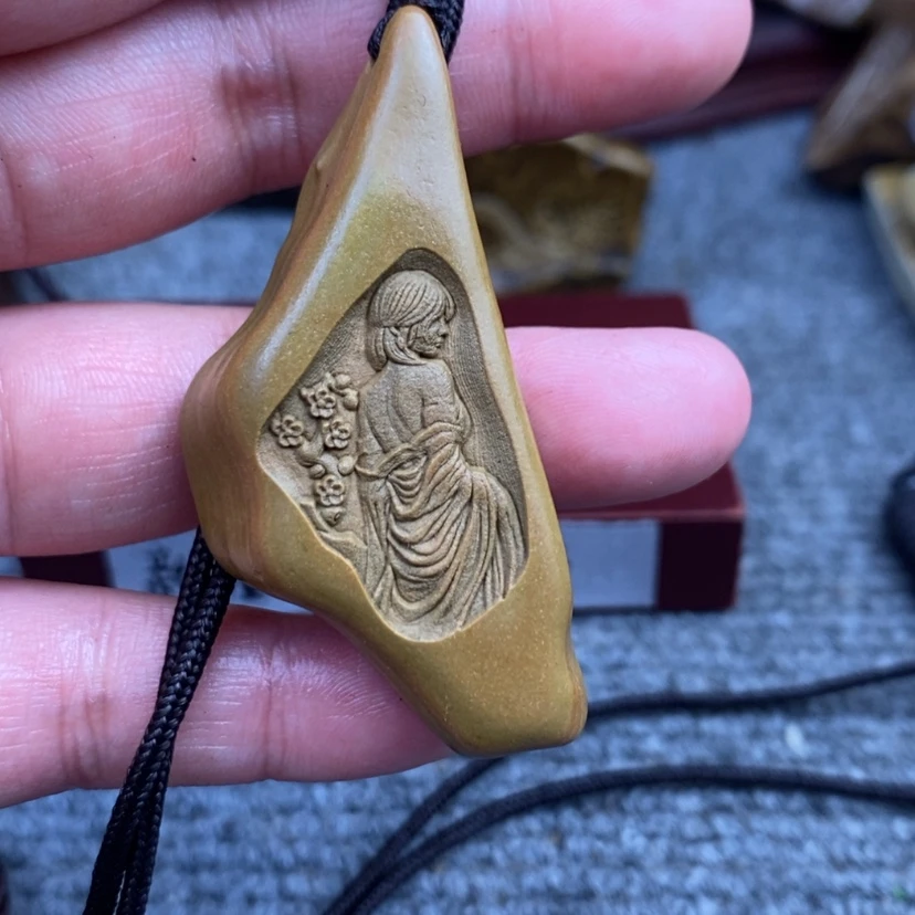 【闪购商品】原石雕刻手把件