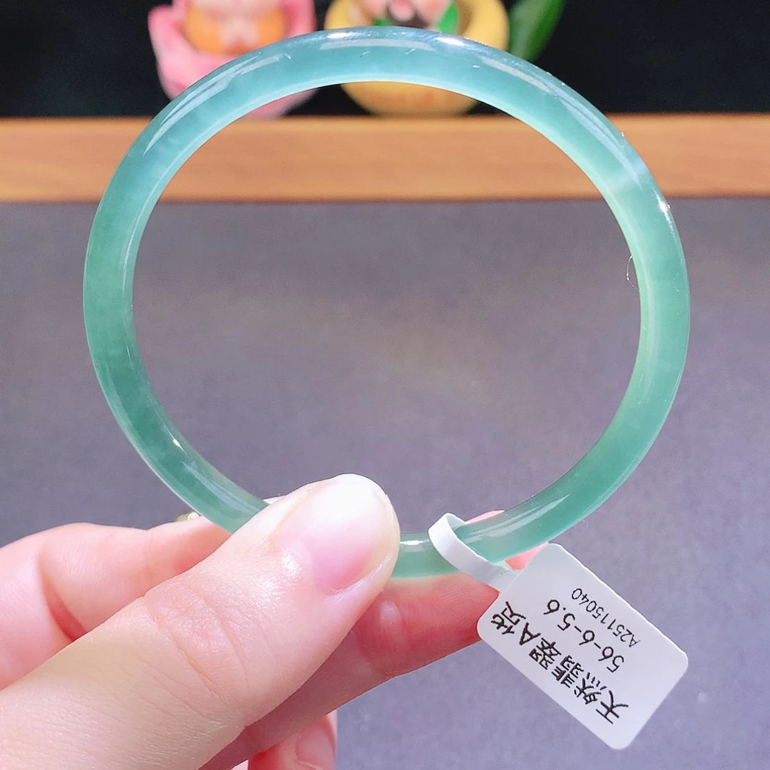 翡翠未镶嵌手镯天然翡翠