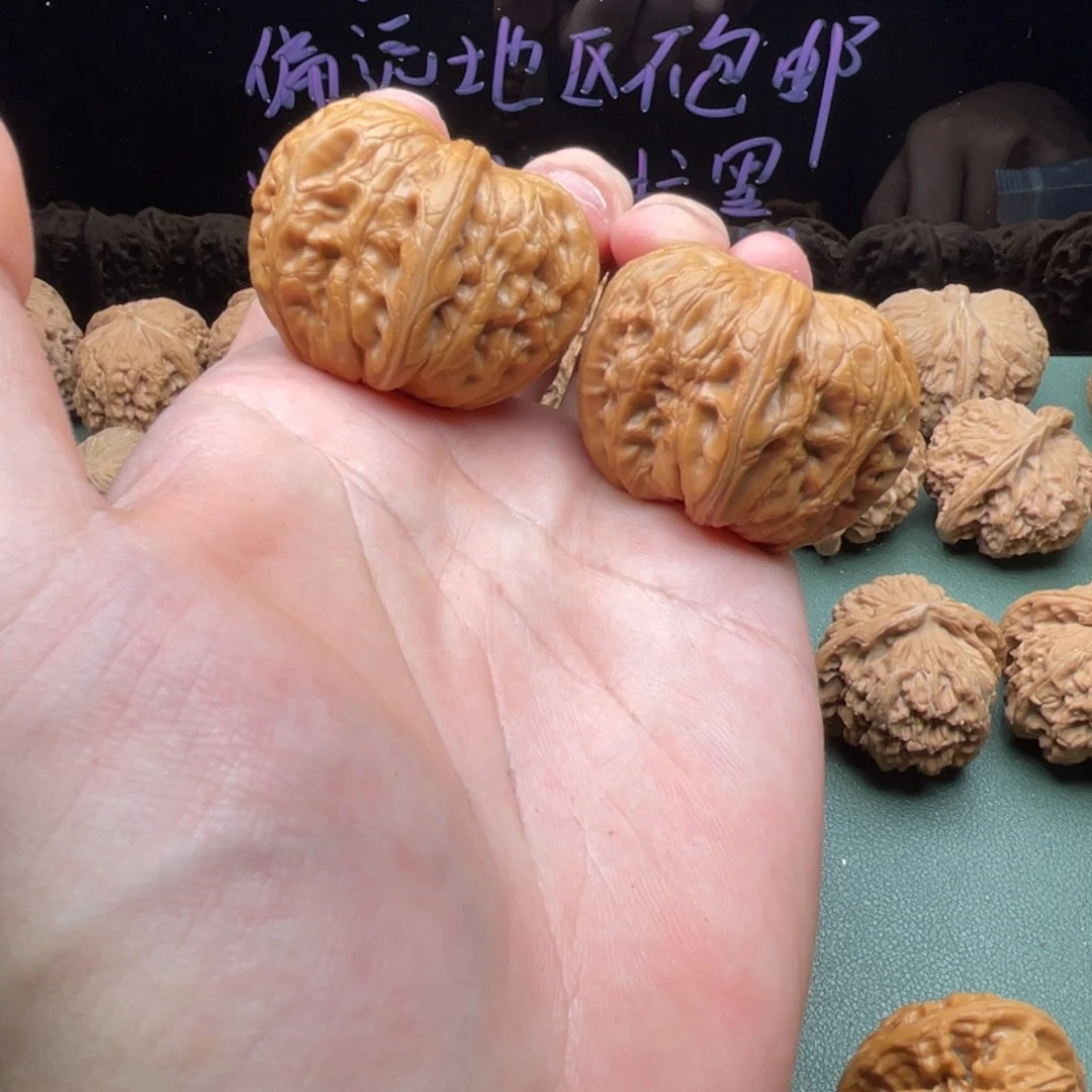 把件核桃42元宝，已经打底