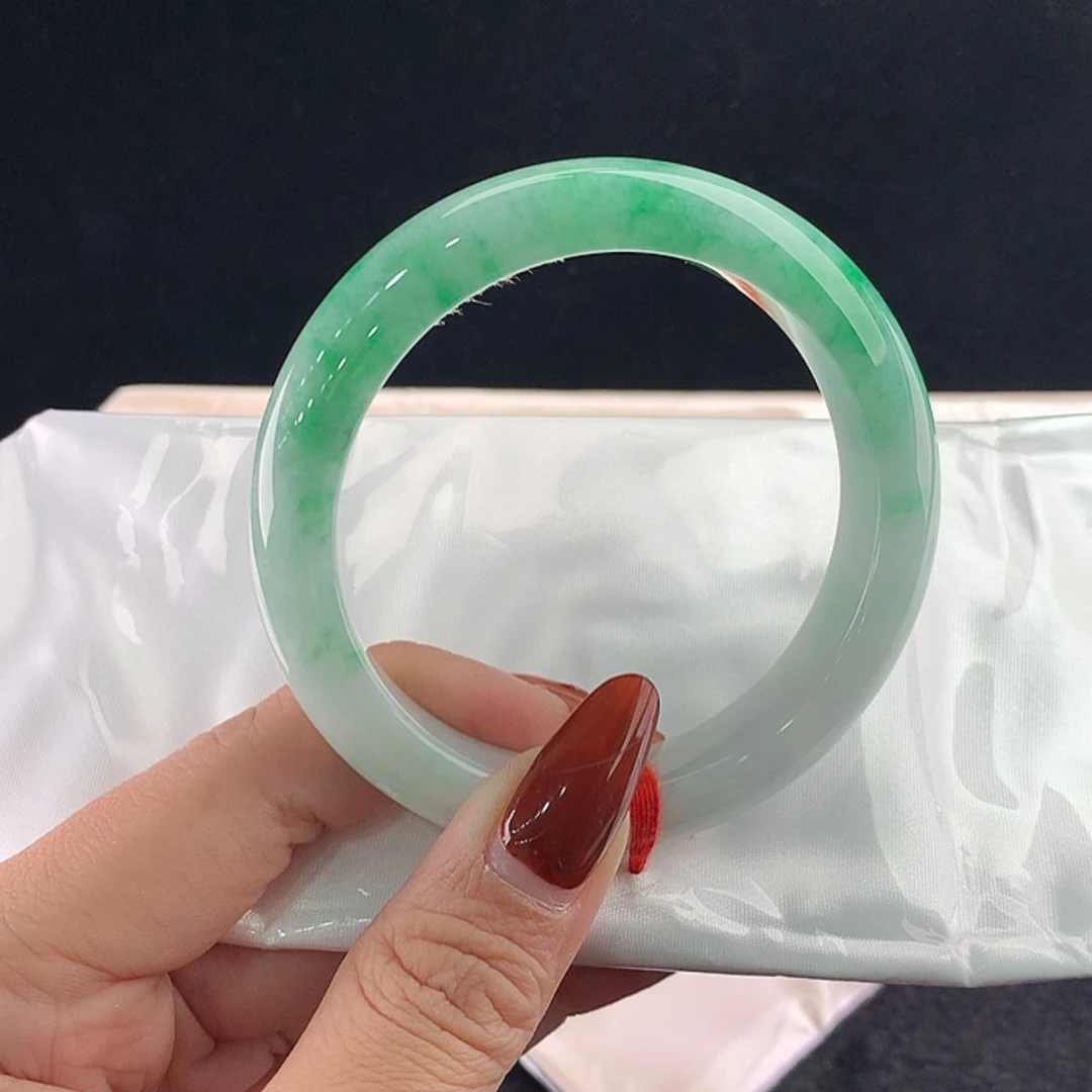 【闪购商品】未镶嵌手镯翡翠正59
