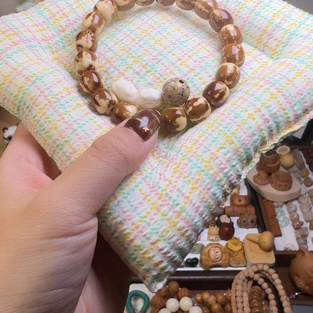 紫金鼠吊坠画皮老型紫金鼠手串