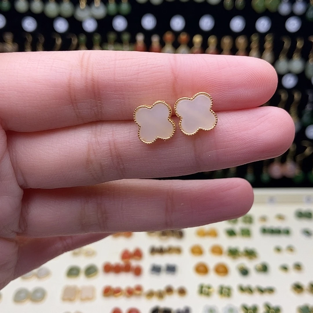 和田玉银S925镶嵌耳饰