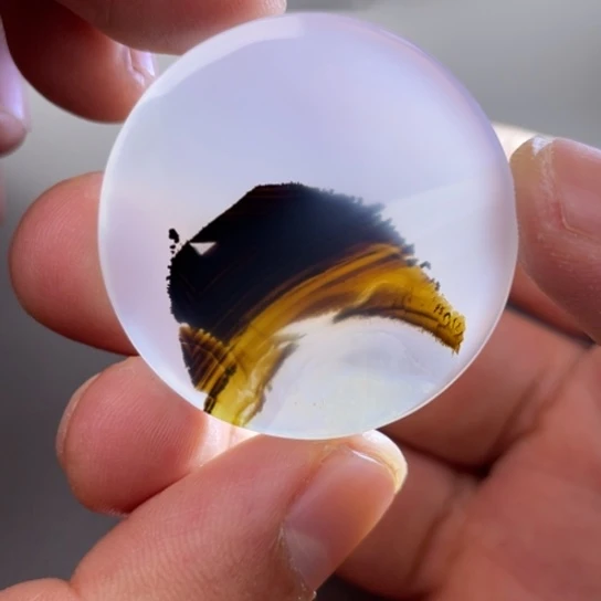 玛瑙/玉髓颈饰未镶嵌小**弯