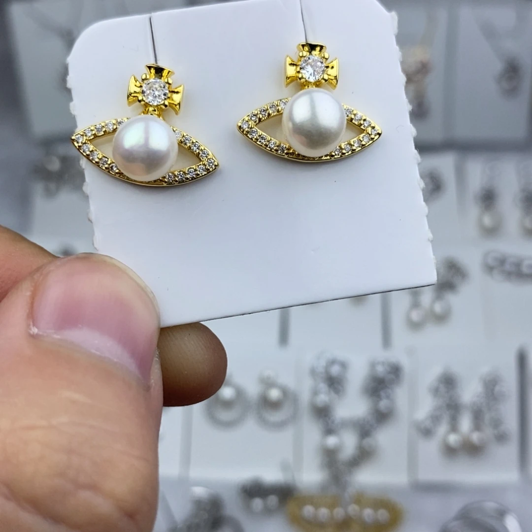 耳饰未镶嵌淡水珍珠