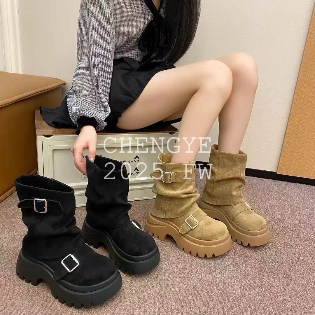 【CHENGYE】马丁靴中筒2025秋款复古高帮系带胶粘女防水台圆头