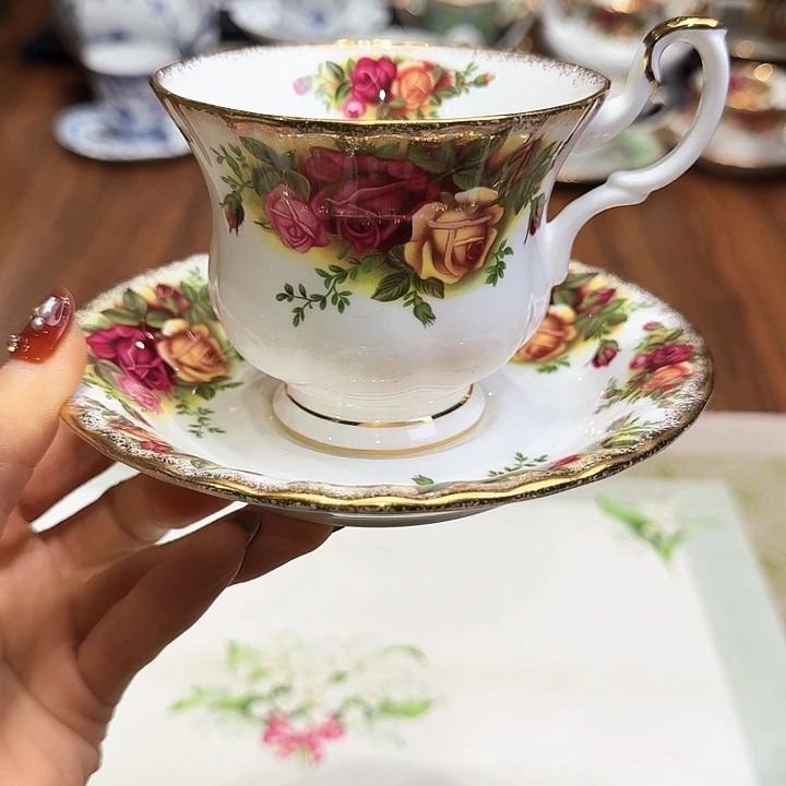 瓷片杯子杯子杯子水杯杯子水杯