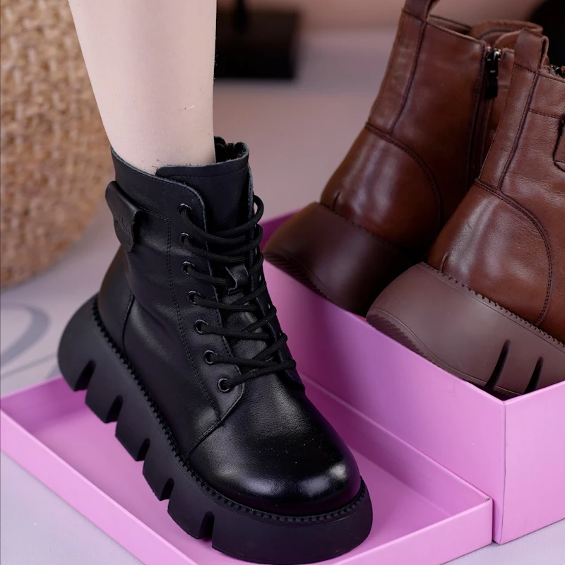 头层牛皮马丁靴女2025年秋冬新款真皮厚底短靴皮毛一体羊毛雪地靴