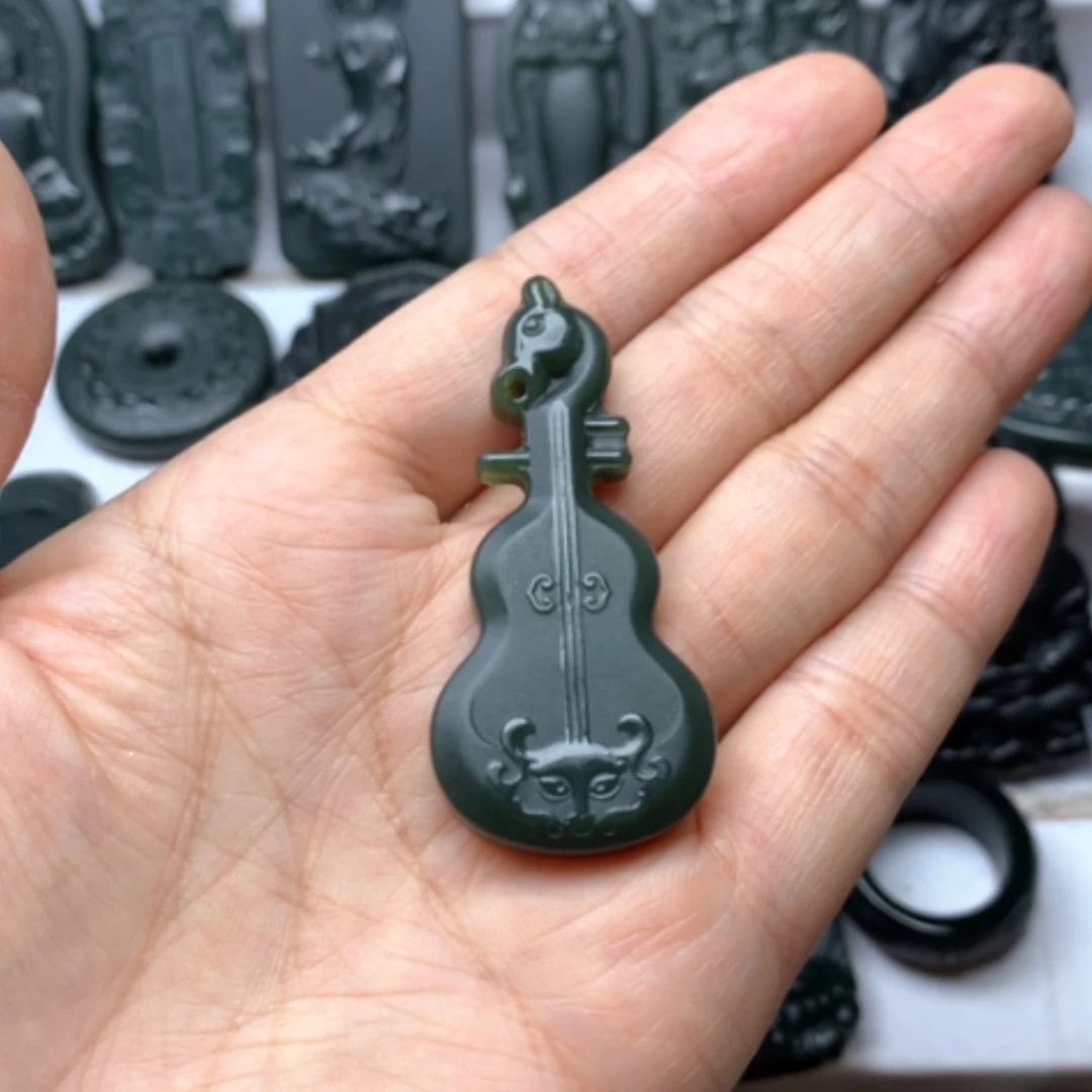 【闪购商品】颈饰未镶嵌和田玉