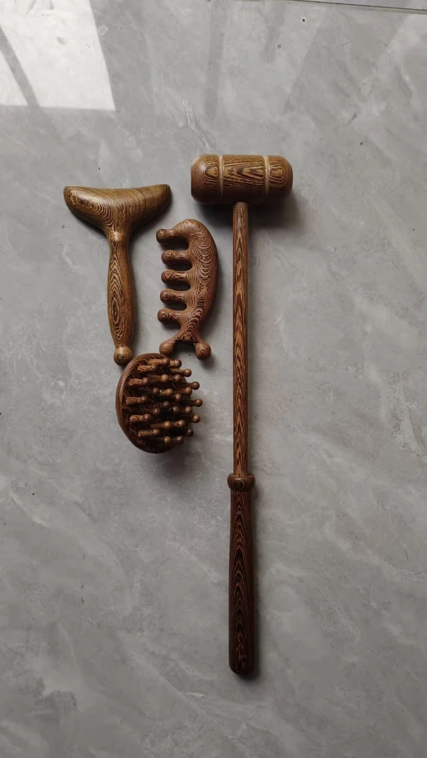 鸡翅木养生保健按摩套装