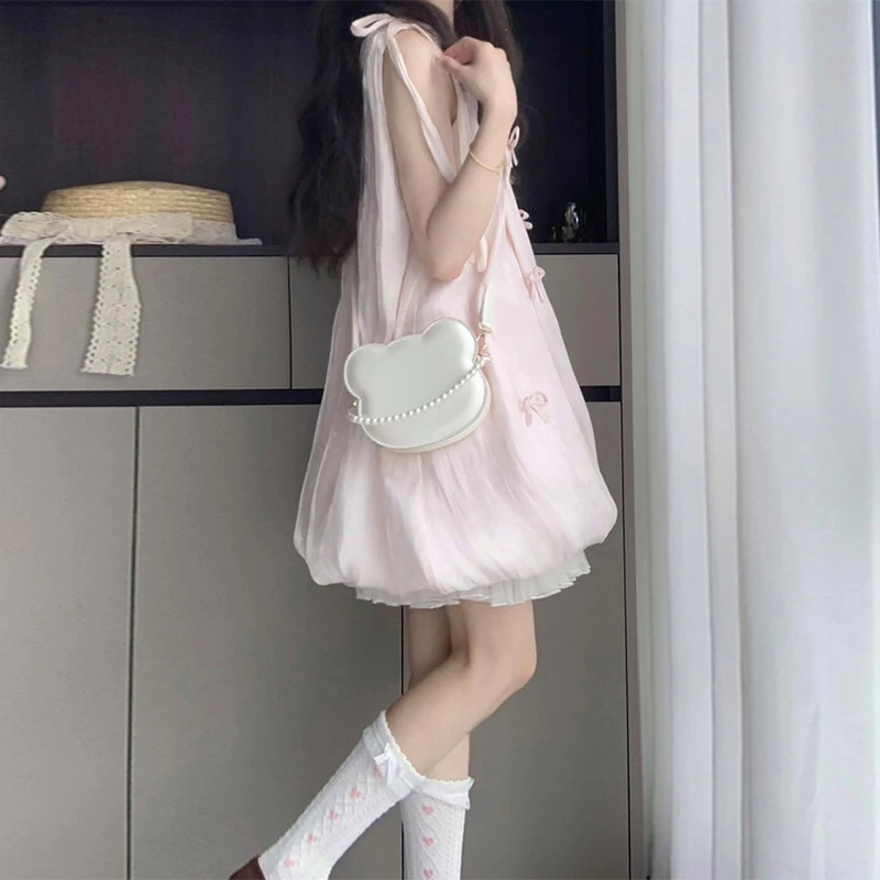 法式粉色吊带连衣裙子女夏季2025新款小个子气质度假花苞蓬蓬短裙
