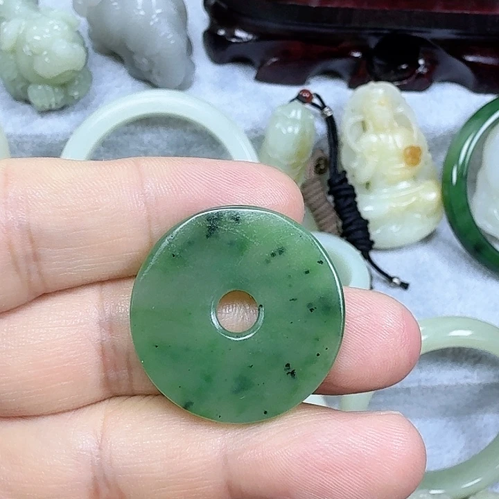 和田玉（碧玉）未镶嵌挂件