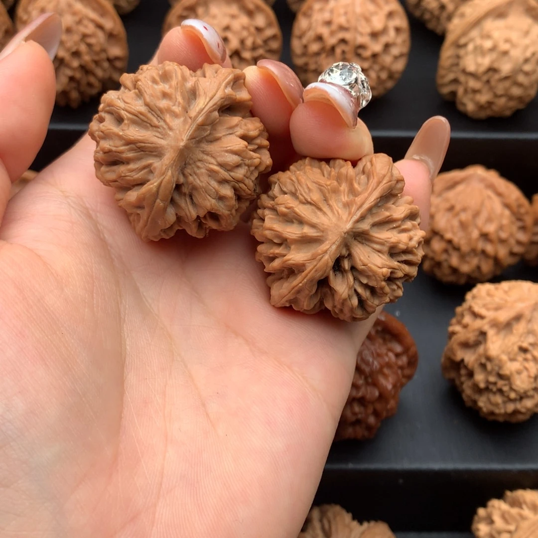 肆***吊坠文玩核桃秦岭文玩秦闷35+