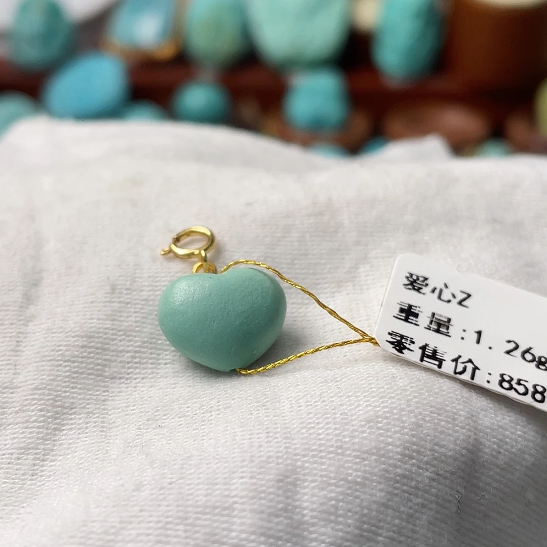 绿松石珠宝奇石18K金镶嵌?