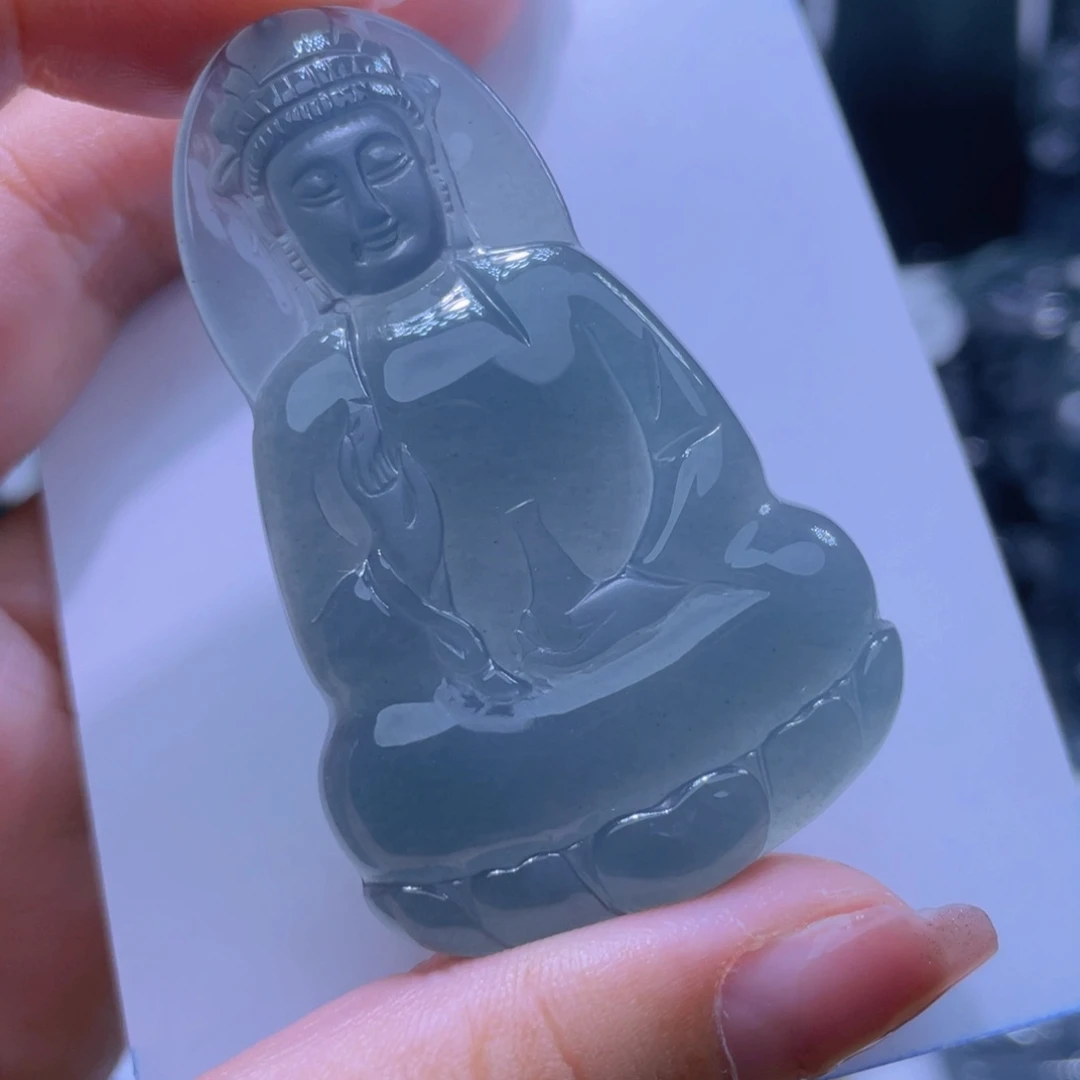 翡翠颈饰未镶嵌M*严