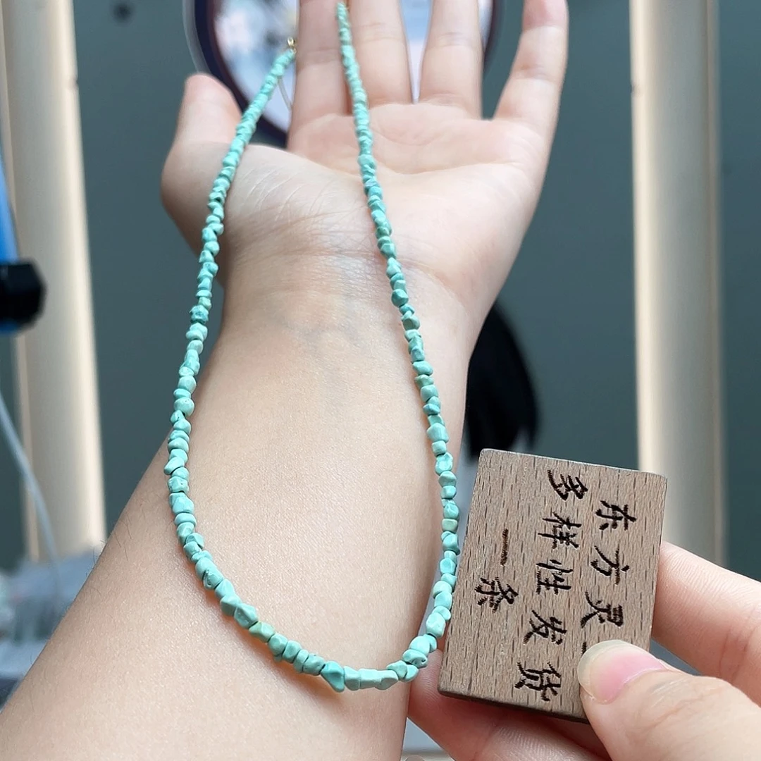 未镶嵌绿松石颈饰