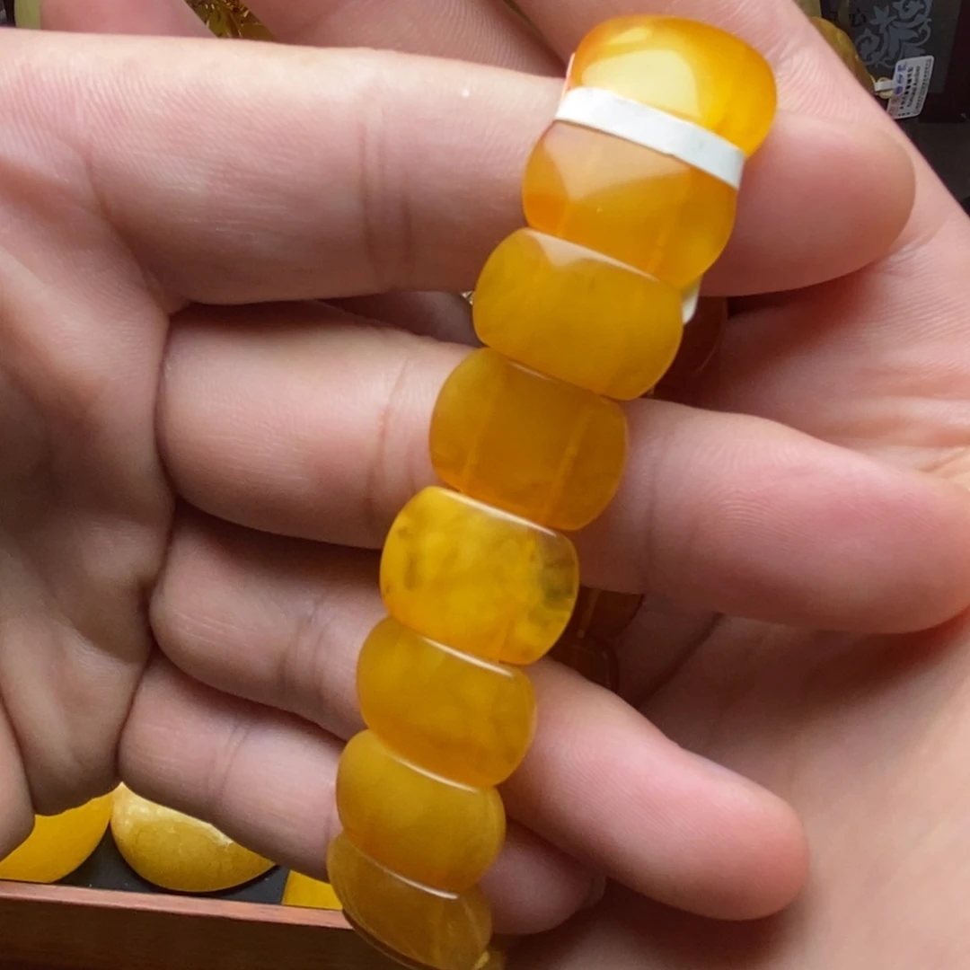琥珀未镶嵌裸石蜜蜡