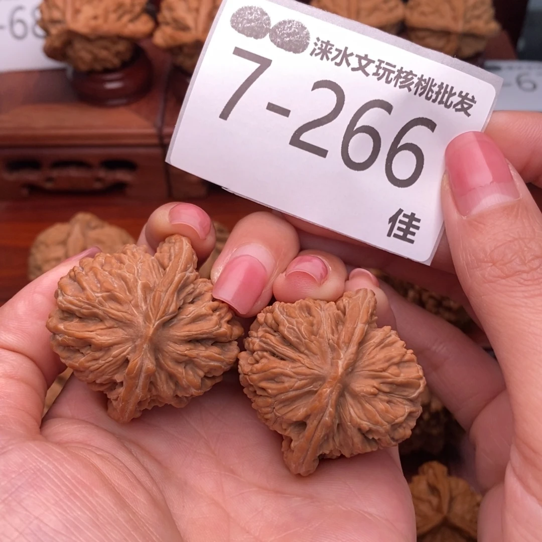 文玩核桃把件39四座楼