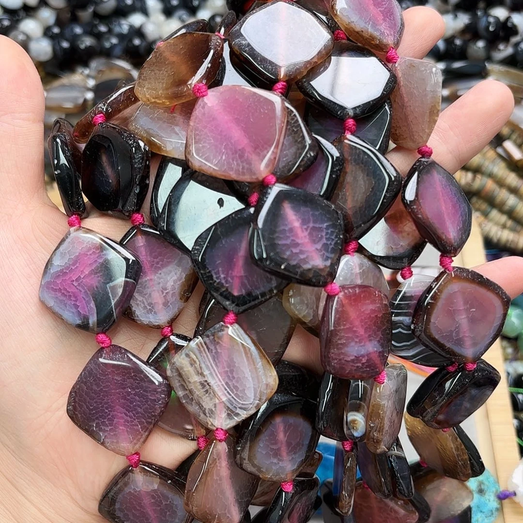 玛瑙/玉髓未镶嵌珠宝半成品卡30粉黑龙纹菱形一条