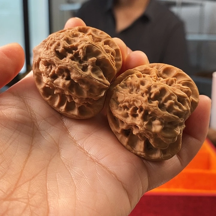 把件文玩核桃梨木台40尺