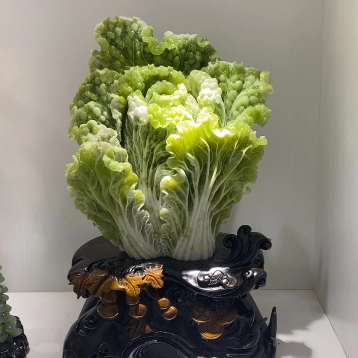 未镶嵌蛇纹石玉（覆膜）珠宝奇石