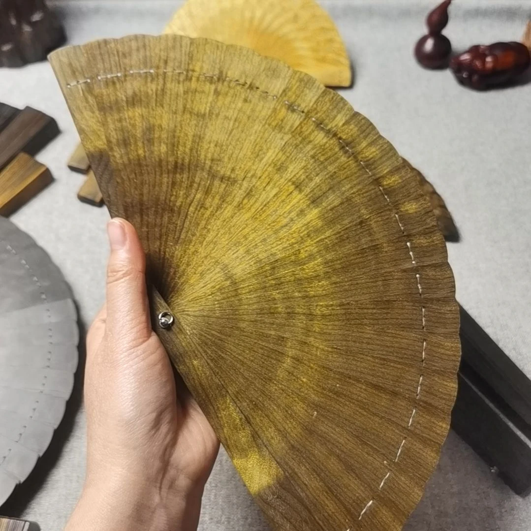 金丝楠司*记金丝绿小叶桢楠16cm折扇