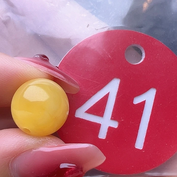 蜜蜡裸石未镶嵌老*811.7mm 鸡油黄 圆珠